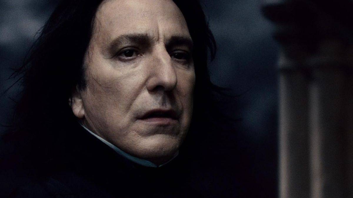 Harry Potter ရှိ Severus Snape နှင့်တစ်ဝက်သွေးမင်းသားရှိ Severus Snape အဖြစ် Alan Rickman